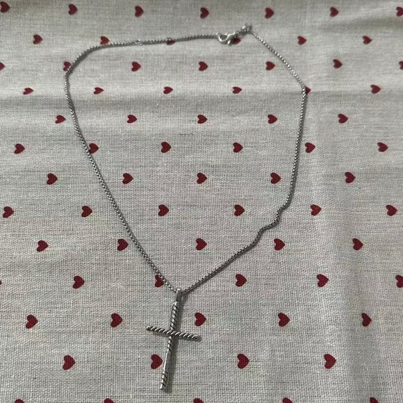 David Yurman Cylinder Cross Necklace - Picture 2 of 6